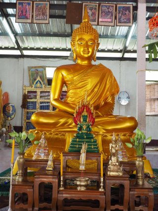 Casting the Buddha image